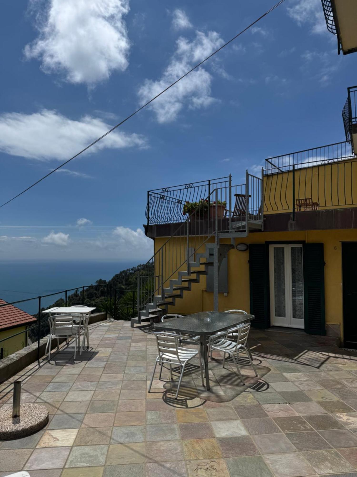 Affittacamere Pzeta Vernazza Exterior foto